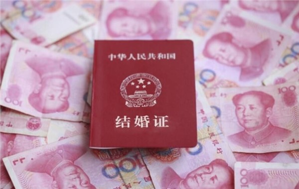 男方给女方的彩礼钱属于谁的