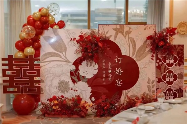 订婚当天婆婆给红包吗 订婚婆婆给红包一般是多少
